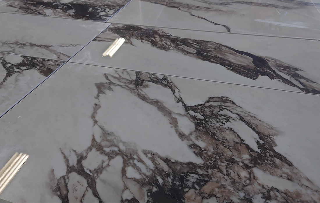 ユニットバス壁パネル製作